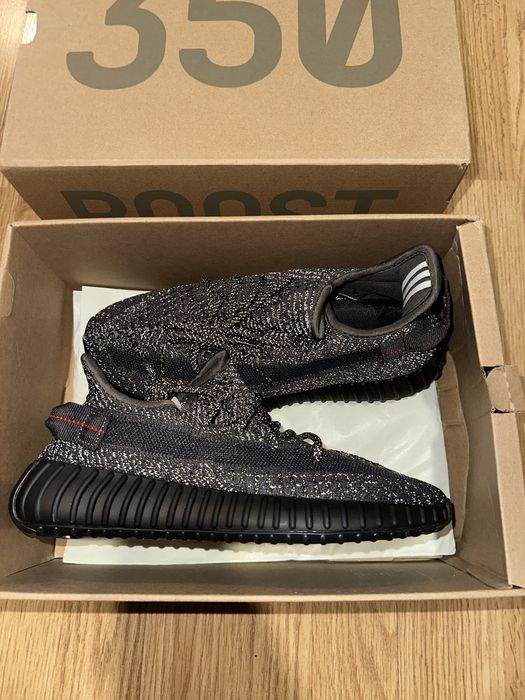 Yeezy Boost 350 V2