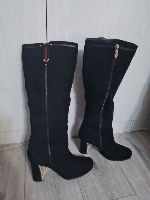 Продам зимние сапоги