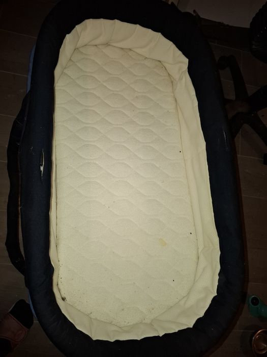 Landou cu accesorii + cadou