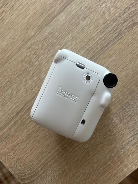 Комплект Fujifilm Instax Mini 12 + снимки