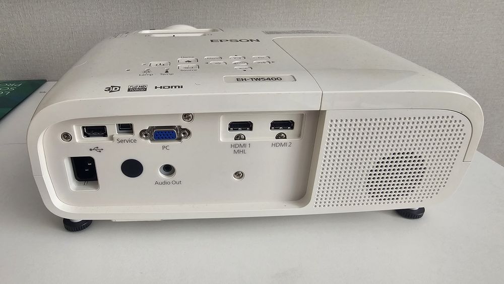 Мультимедийный проектор Epson 

TW5400.

Тип: Проектор для домашнег