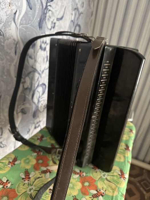 Продам баян отлично работает