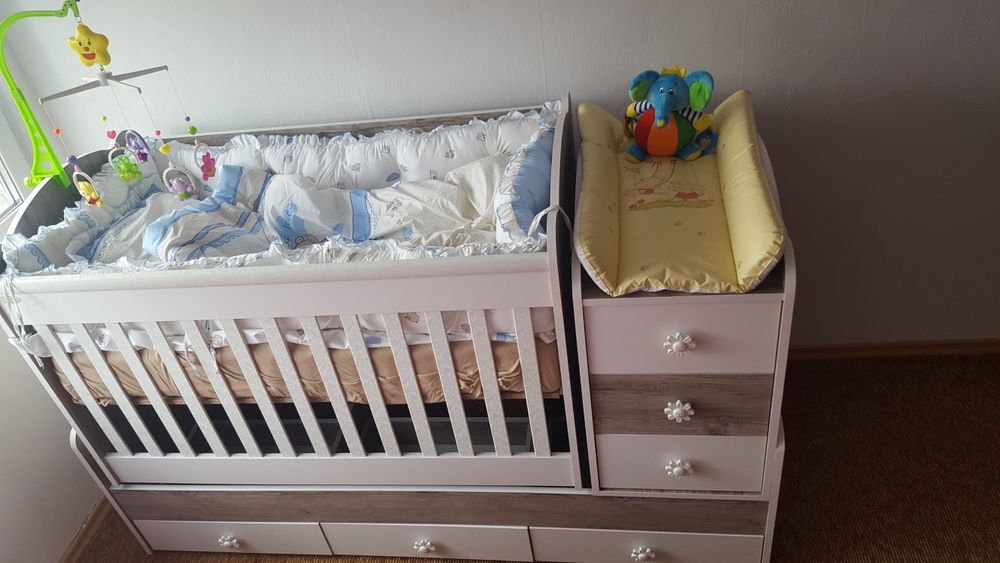 Детско трансформиращо се легло/ кошара 3 в 1