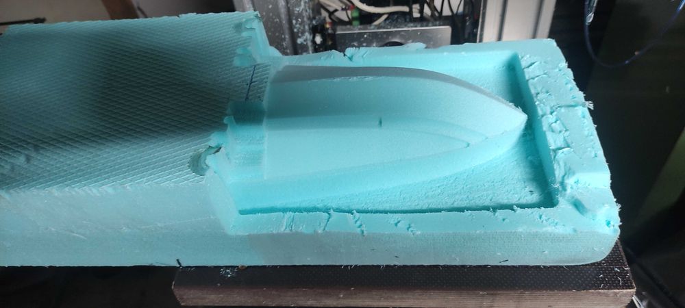 Стругарски услуги, малка CNCфреза,разработка модели на Autodesk Fusion