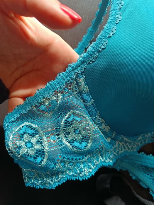 Триумф Triumph Esprit Elle Macpherson разкошни