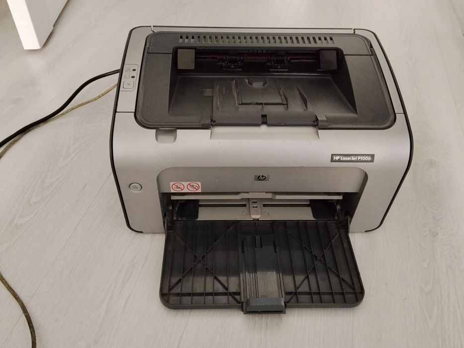 Принтер HP Laser Jet P1006