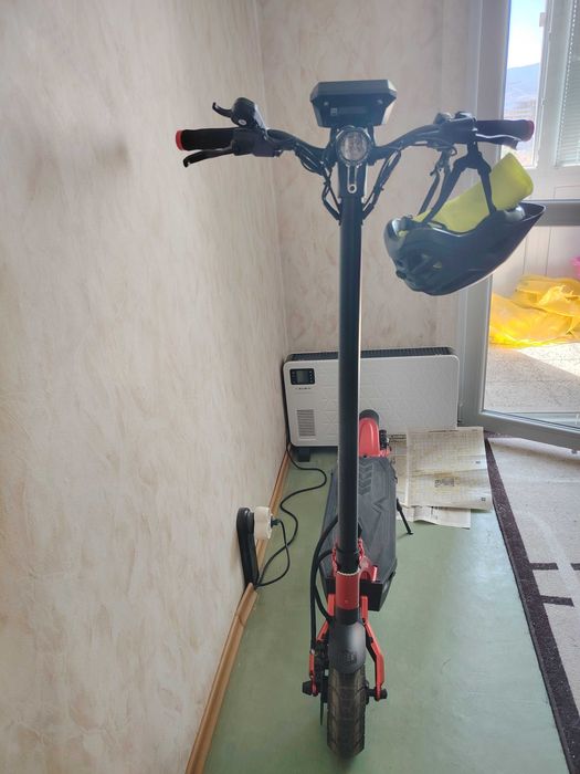 Продавам тротинетка KAABO MANTIS 10 DUAL PLUS RED