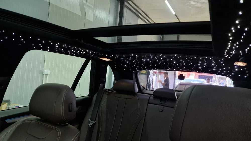 Plafon instelat / stele cazatoare / lumini plafon / meteoriti Audi