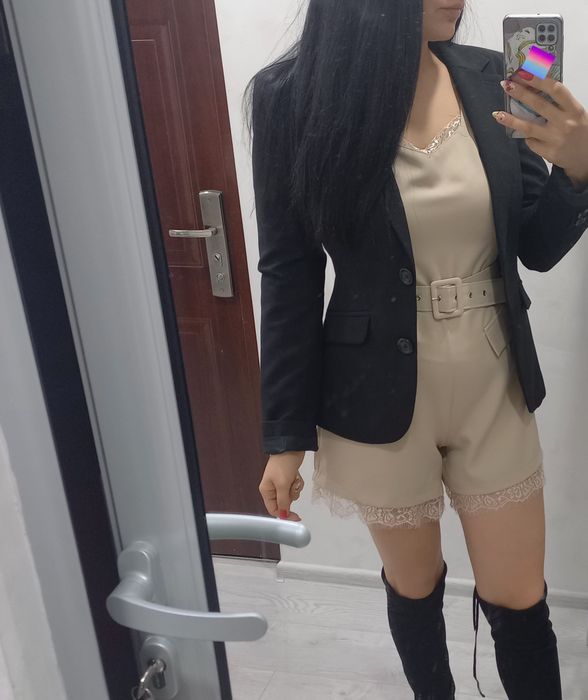 Официален гащеризон