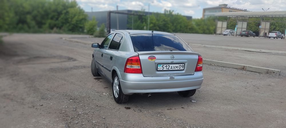 Продам Астра Автомат 1.8