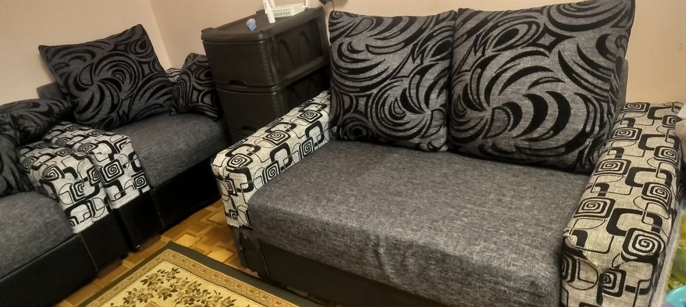 Диван  тройка с подушками
