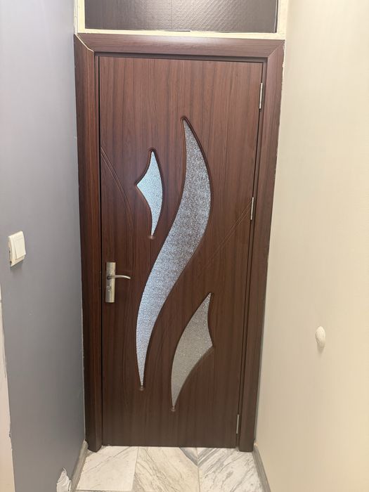 Интериорни врати