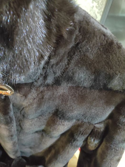 Шубки.Разное   женское. Разгрузка,размеры 44-46