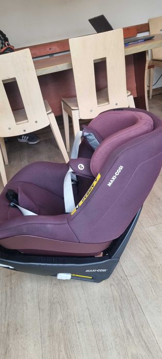 Детско столче за автомобил