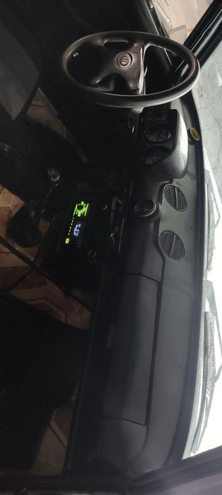 Jiguli  2106 sotiladi