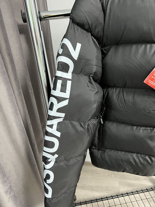 Geaca DSQUARED2 super calitate