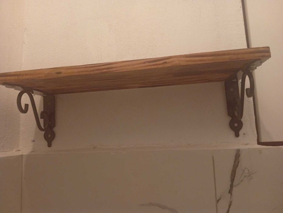 НОВА Дървена ретро етажерка винтидж дизайн - ръчна изработка