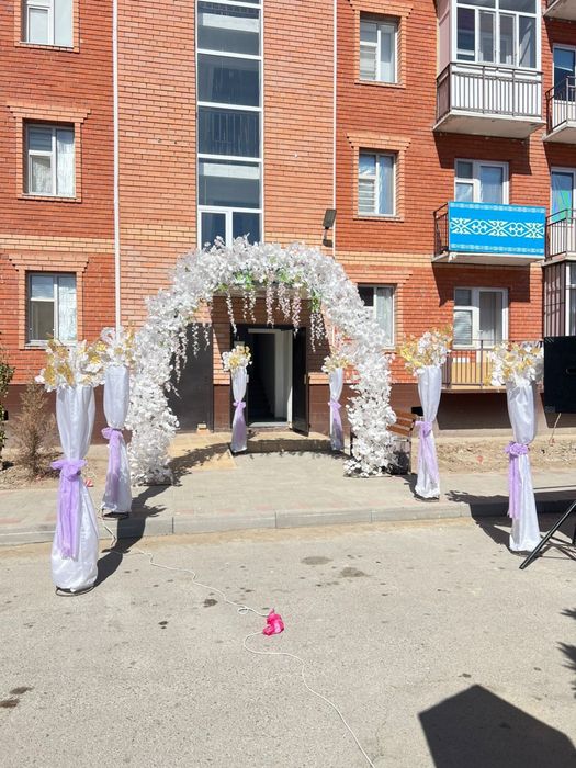 Арка 6 стойка+полуюрта 40000 газон тегін