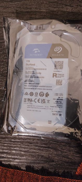 Hard Disk 1TB Skyhawk