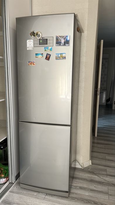 Продам холодильник
