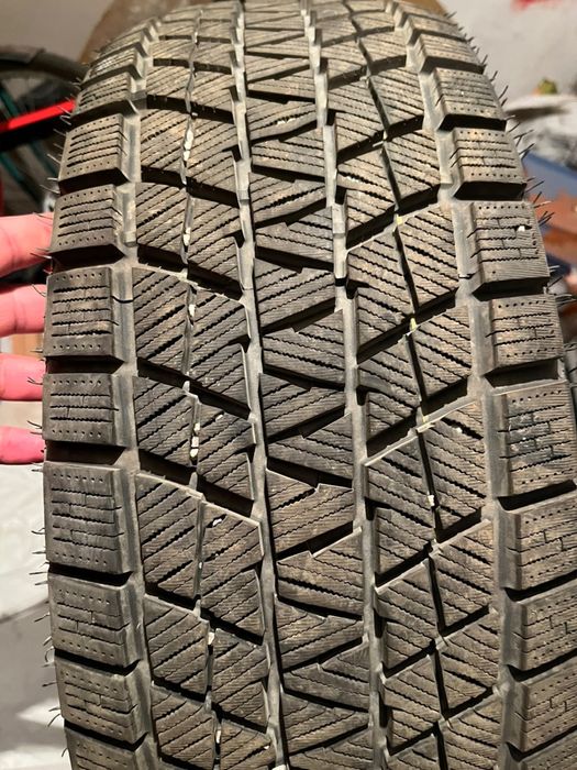 Зимний баллон 235/60R18,город Тараз