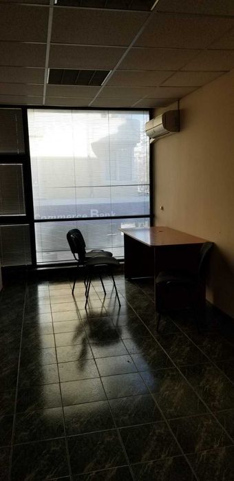 Офис Червен площад Варна -Кателиев