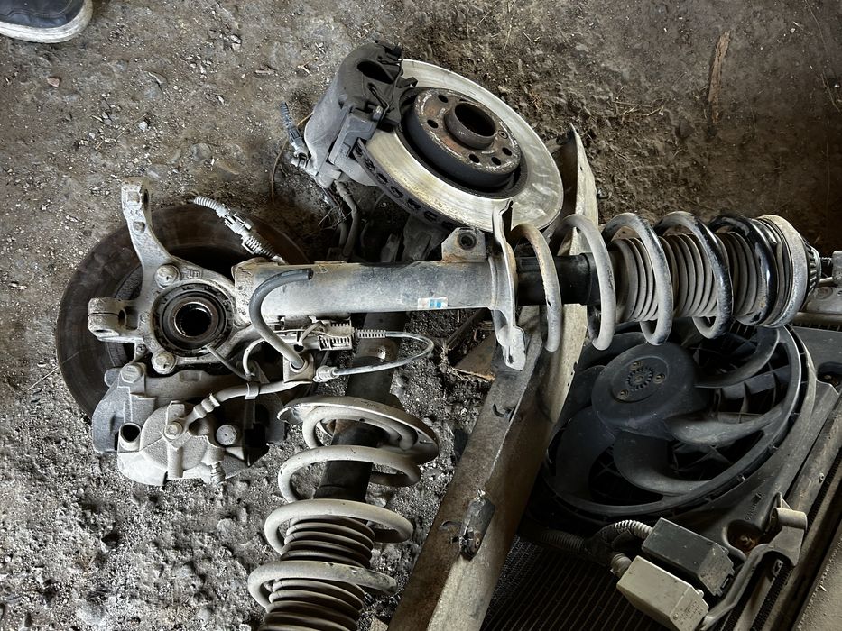 Комплект Амортисьори, шенкели и главини за Опел