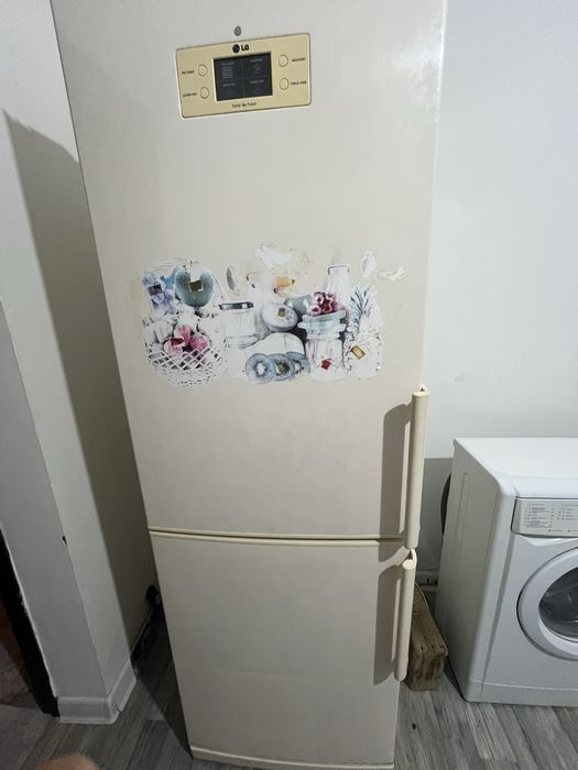 Продается холодильник