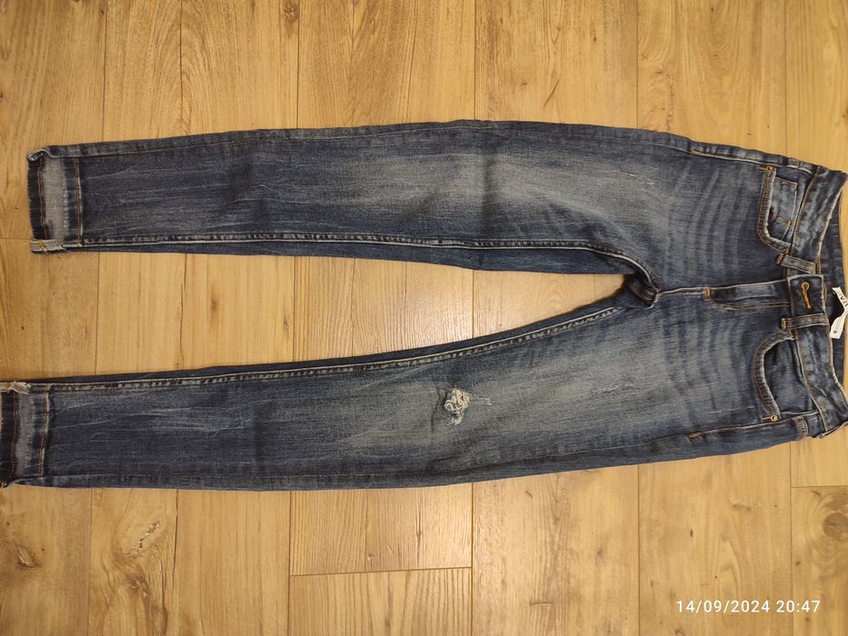 Дамски дънки от размер 32 до 36