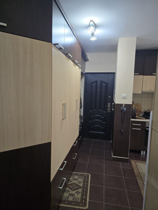 Apartament 2 camere în Dambu