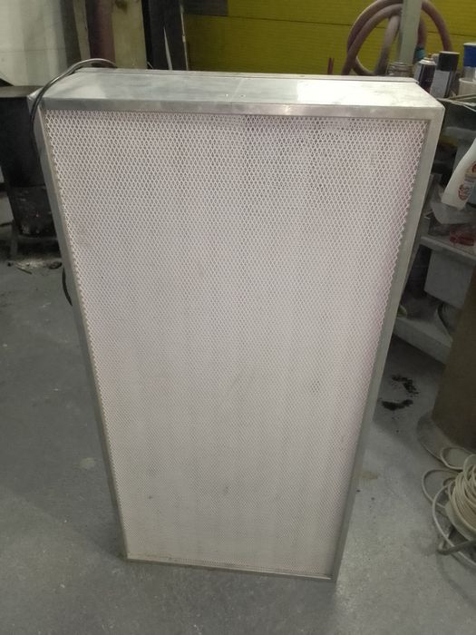 Vând filtru hepa cu ventilator axial