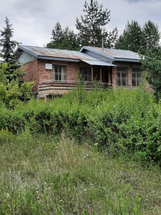 Къща,местност Предел,Разложко землище