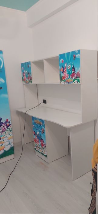 Продается письменный стол для двоих