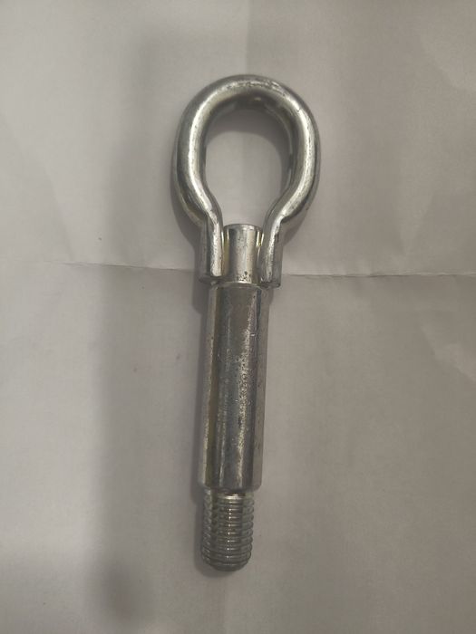 Буксировочный крюк VAG