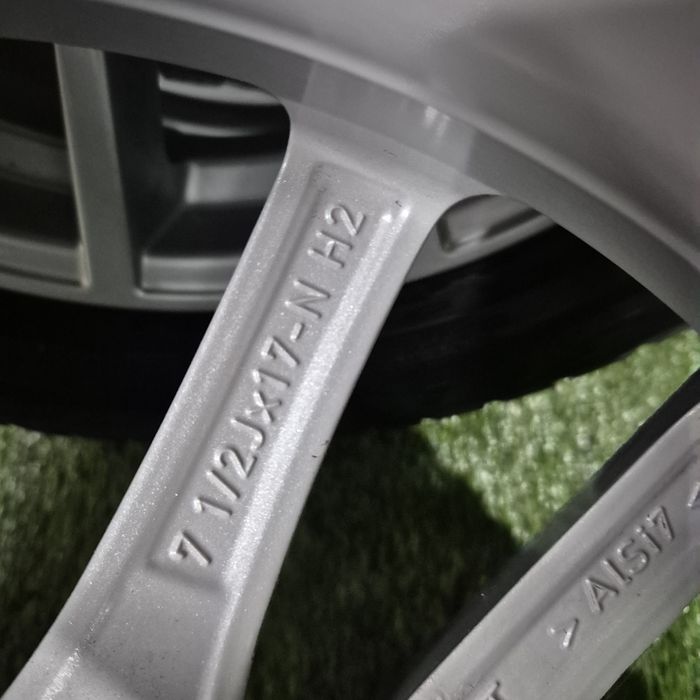 Jante Volkswagen R 17 5x112 225 50 17 Pirelli m+s, Golf, Passat,Sharan