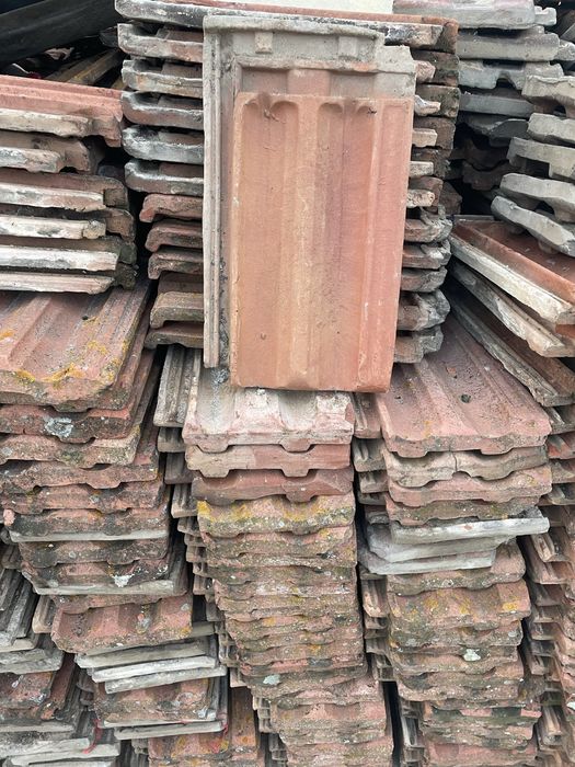 Продавам цигли, керемиди