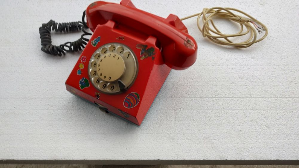 Vând telefon românesc vintage