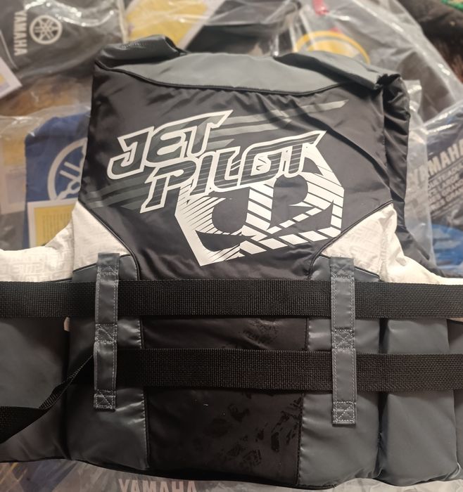 Спасательный жилет оригинал Yamaha, Jet pilot, sea doo
