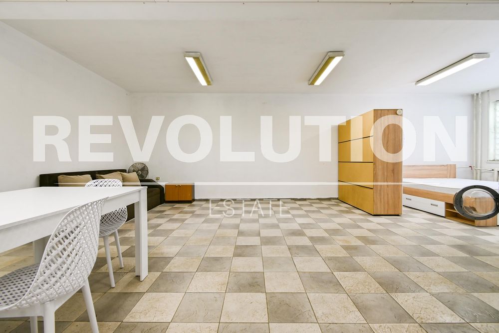 Дава се под наем Едностаен апартамент в София, Център - 50 кв.м за 409 € - Снимка #4