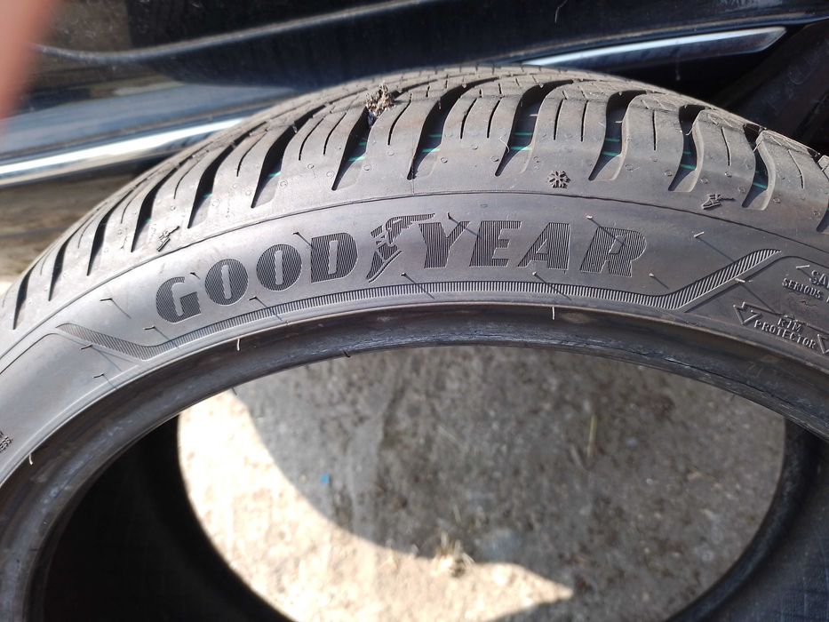 225 40 19 цола 1 брой зима гума Goodyear