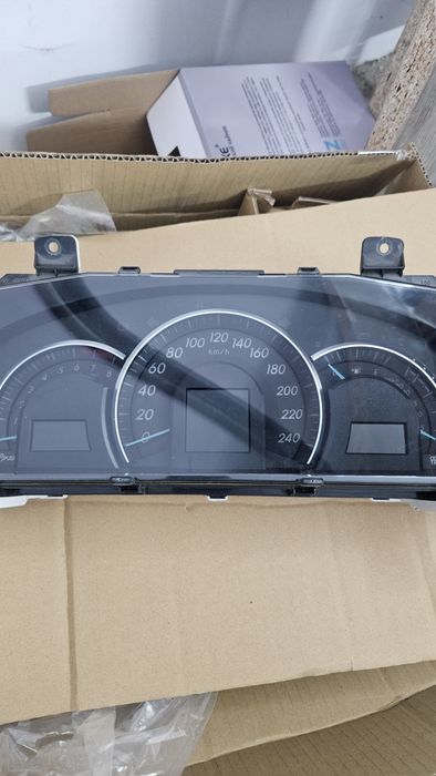 Панель приборов  Camry 50 европеец