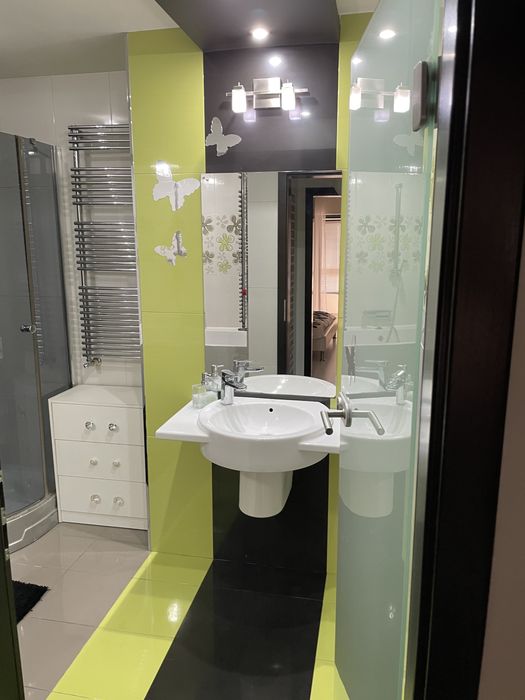 Închiriere ap. 3 camere Unirii centru