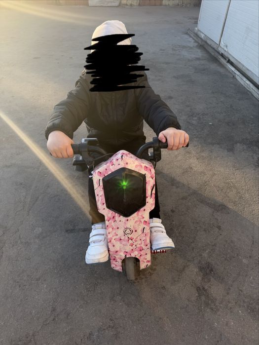 Tricicleta electrica drifturi copii