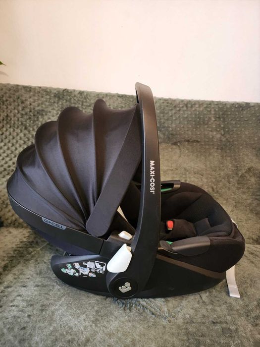 Бебешко столче за кола Maxi Cosi Coral 360 Essential Black