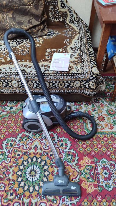 **Срочно! Пылесос LG VK78182RQ — мощная уборка без лишних хлопот**