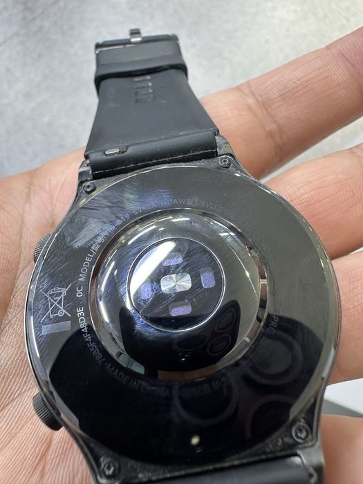 Умные часы хуавей watch GT2PRO