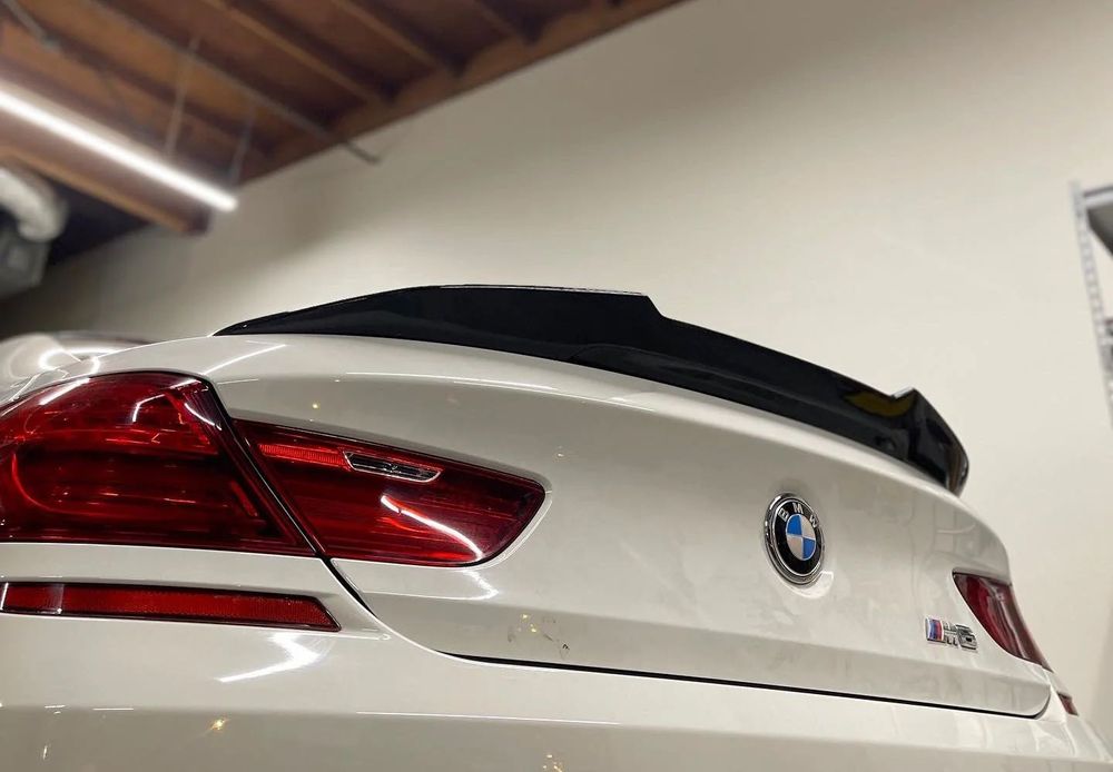 Лип за Багажник BMW F06/F12 в стил M6 – Черен Гланц