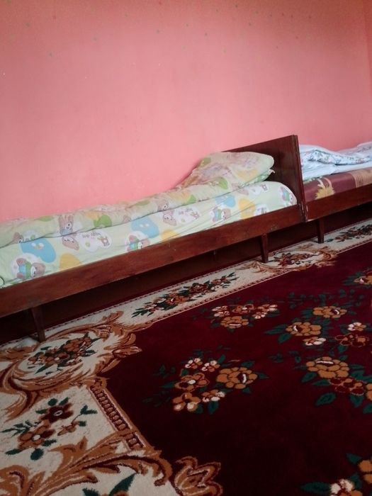 Rassiyski divan sotiladi 2 tasi 800 ming kelishamiz