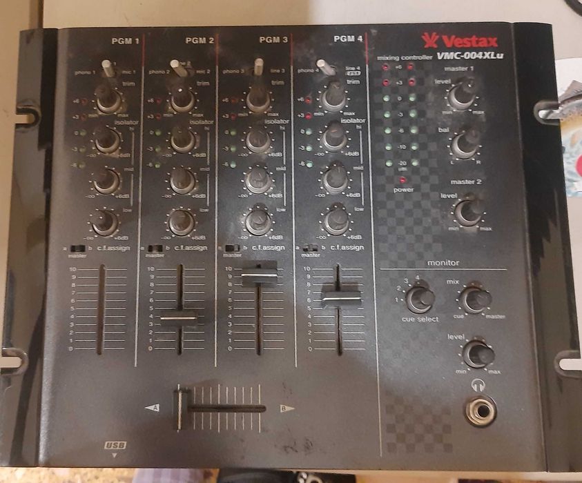 Vestax VMC-004XLu