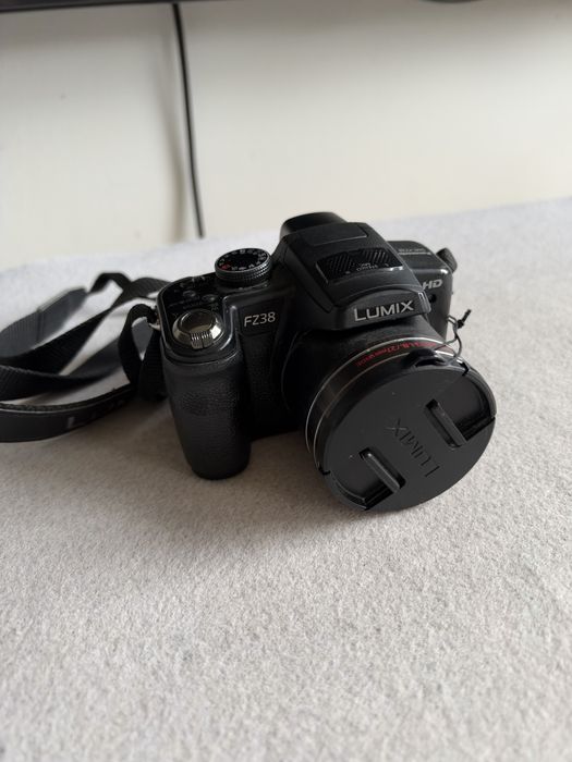 Camera foto Panasonic Lumix FZ38